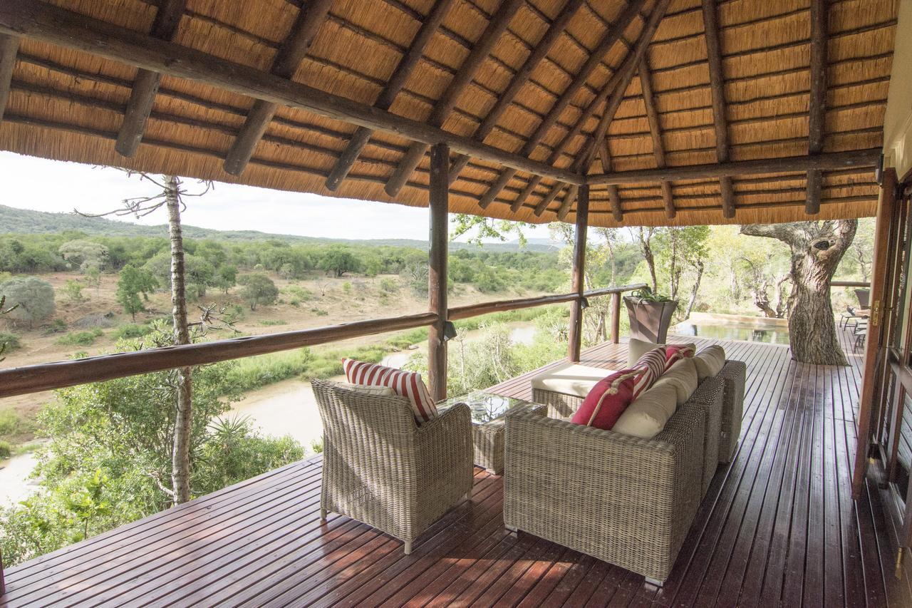 Amakhosi Safari Lodge & Spa Magudu Exterior photo